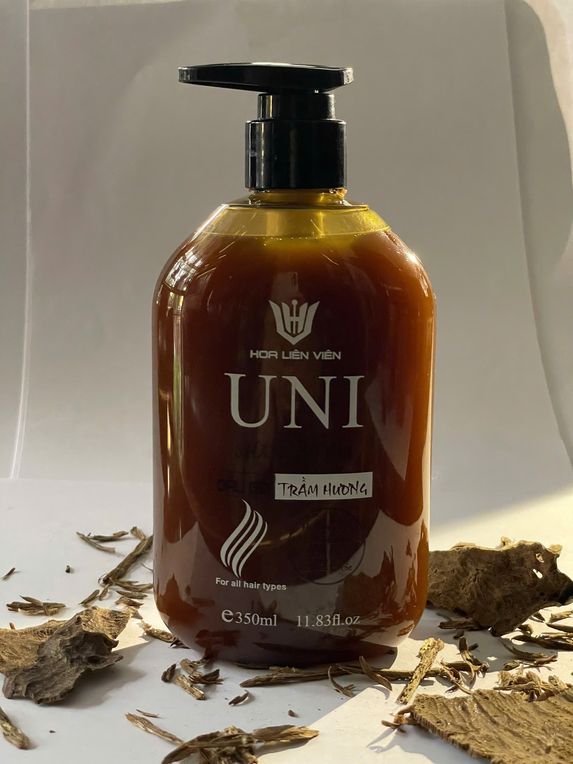 Dầu gội trầm hương UNI SHAMPOO GEL
